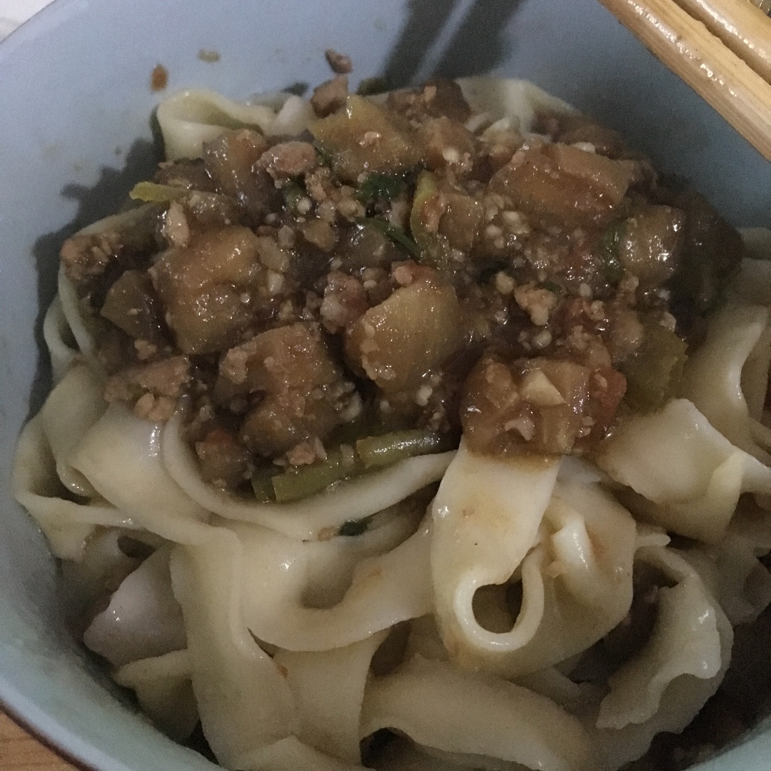 茄子肉丁打卤面