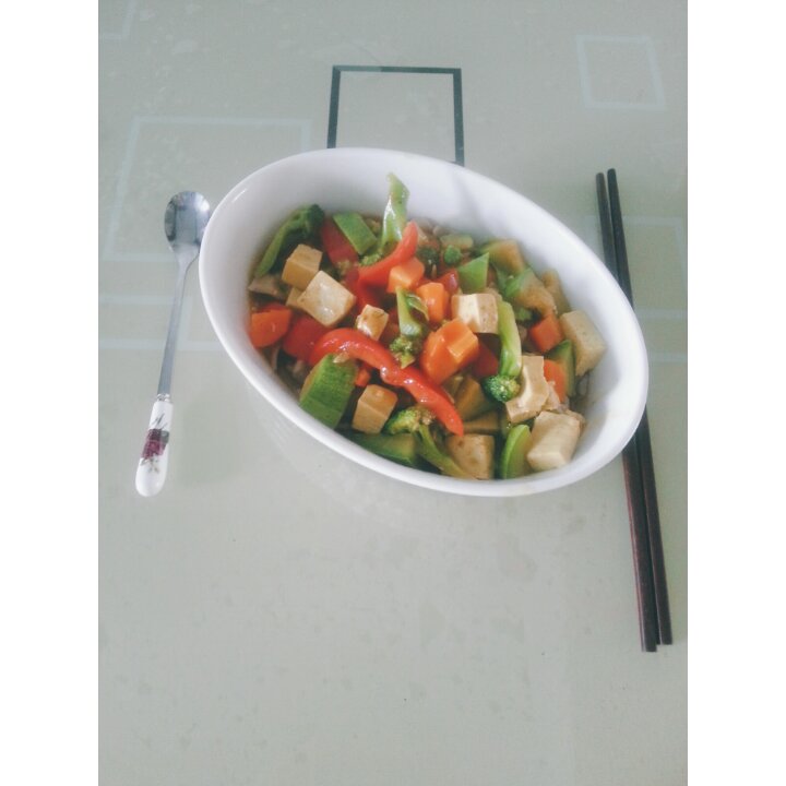 乔妹的减脂生活(๑>؂<๑）