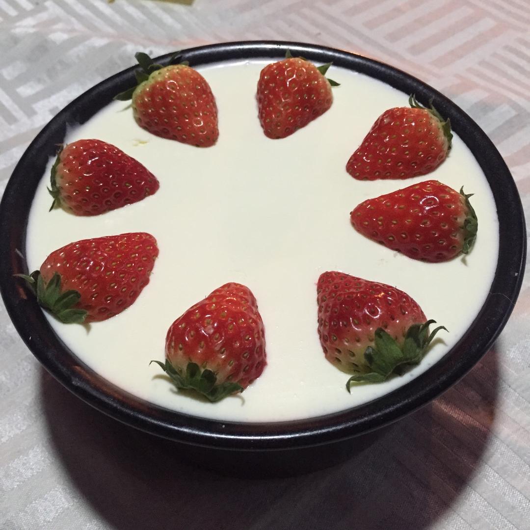 好吃到流泪的“酸奶冻芝士蛋糕”！！！