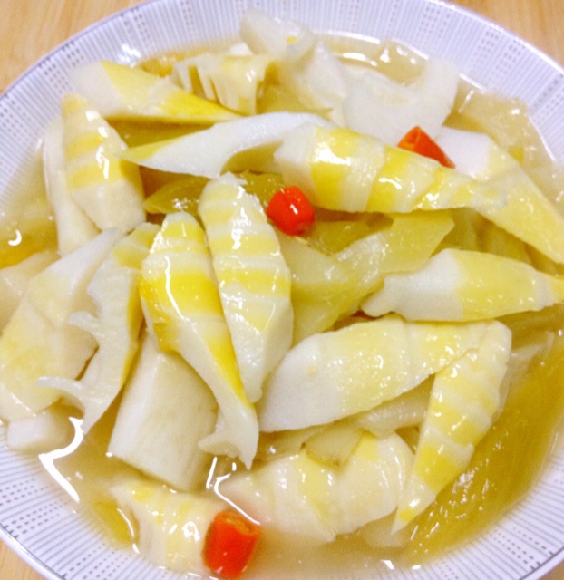 酸菜炒鲜笋