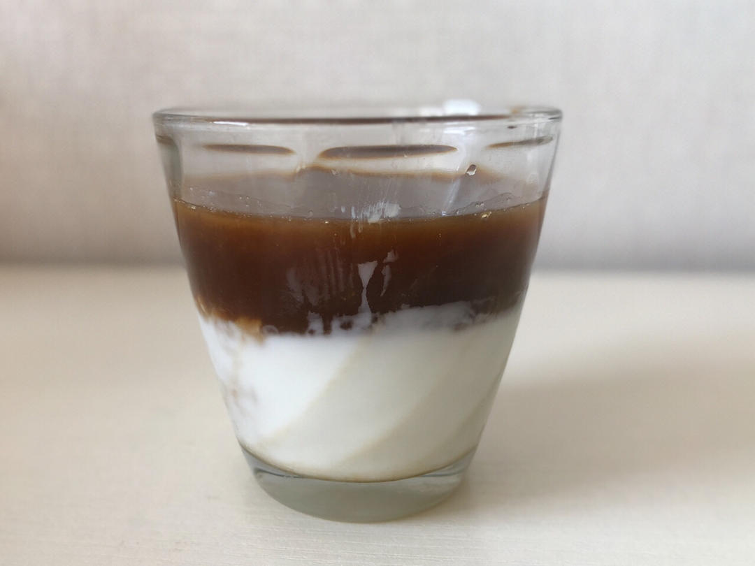 酸奶酒酿咖啡