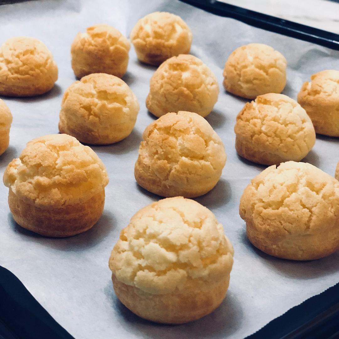 十分美味的酥皮泡芙