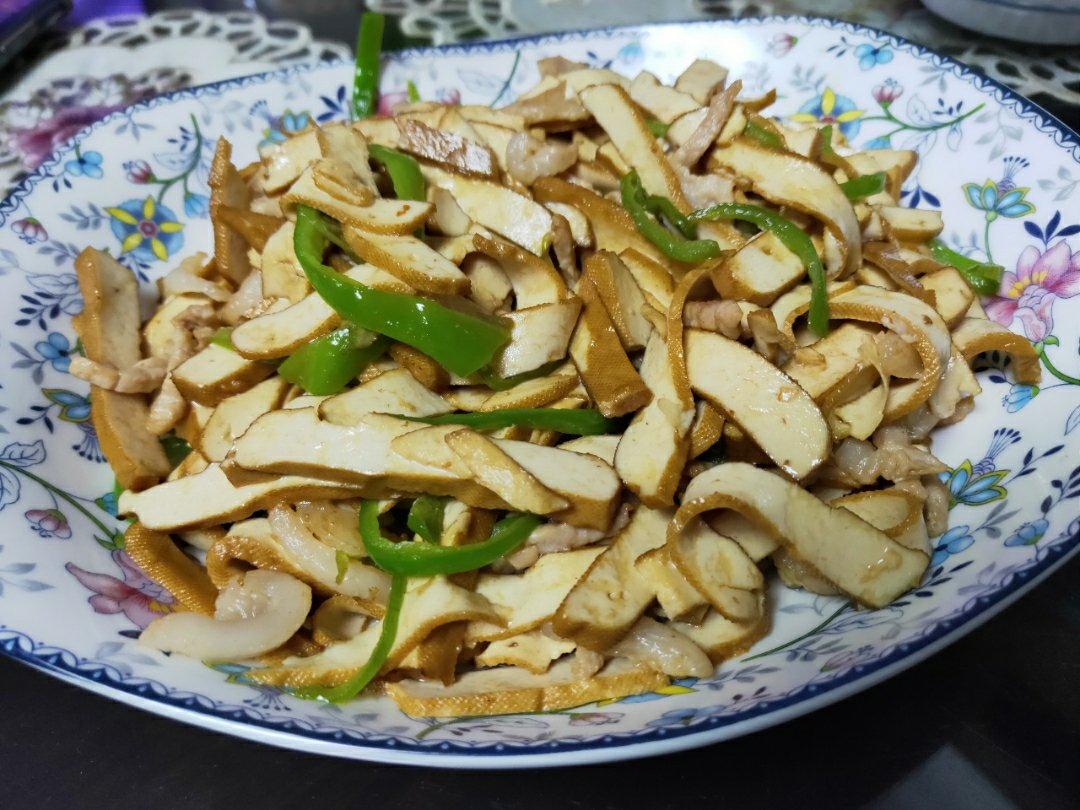 豆腐干青椒炒肉