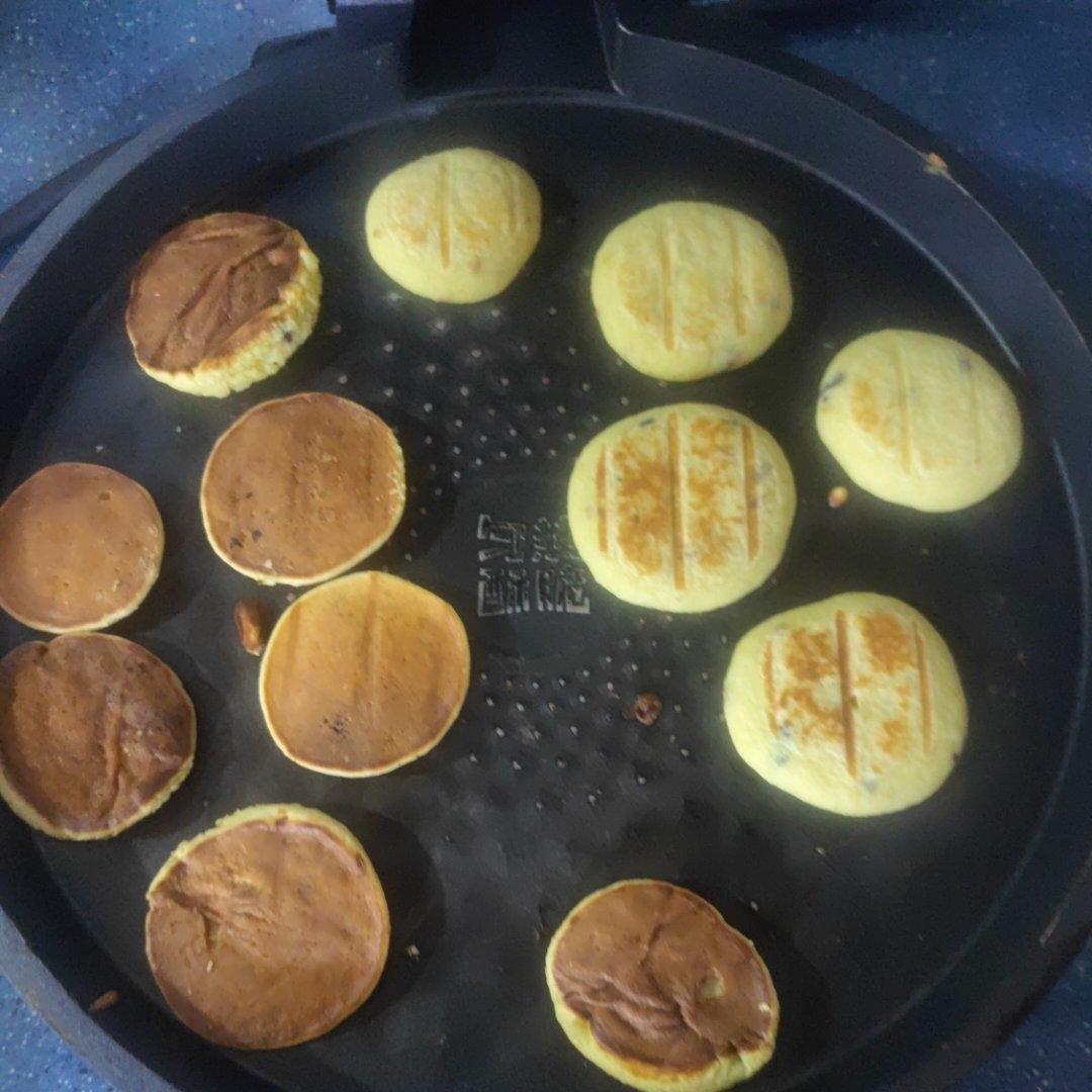 宝宝辅食：苹果奶香松饼