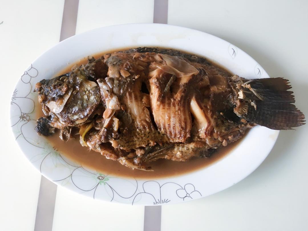 铁锅炖鱼