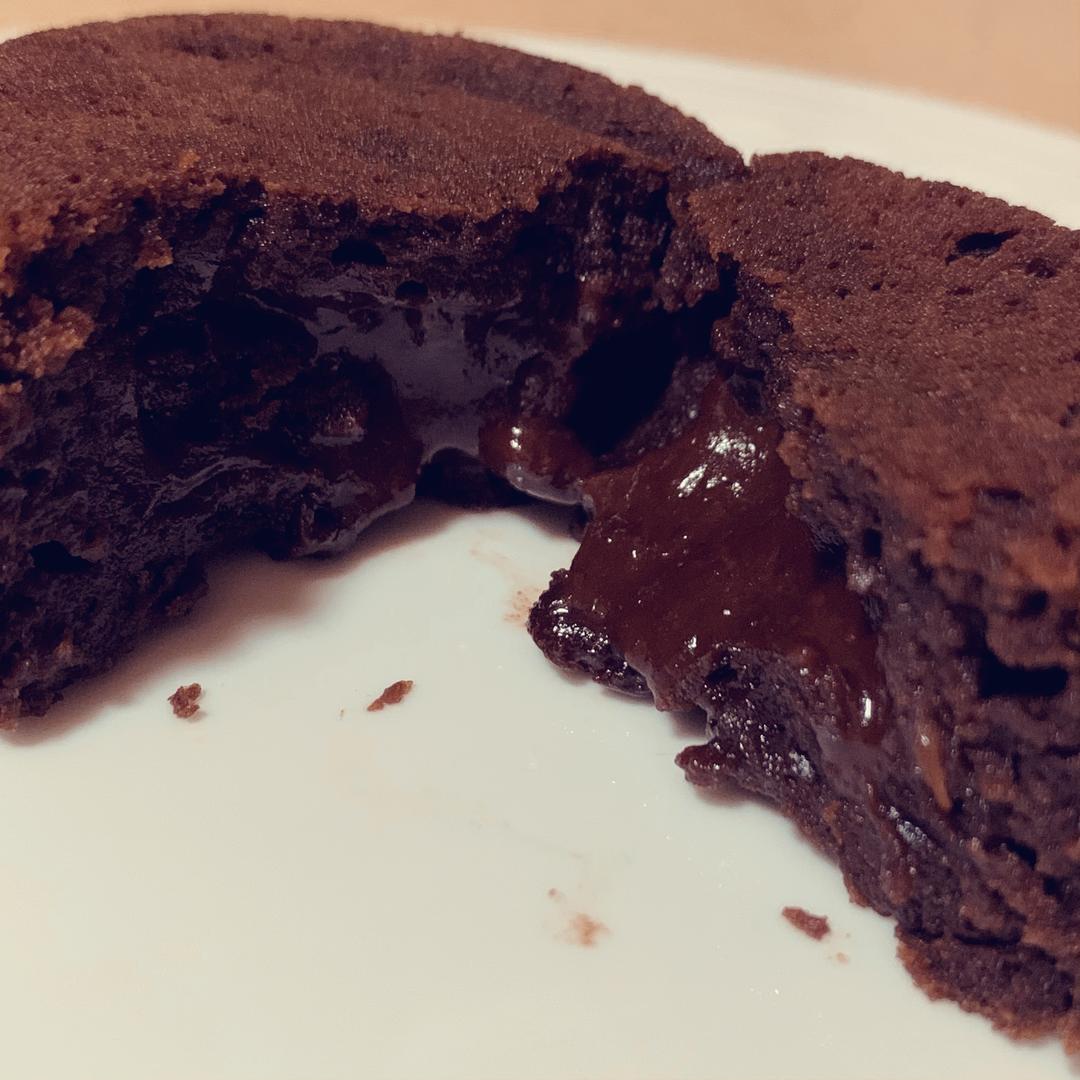 巧克力熔岩100%爆浆蛋糕