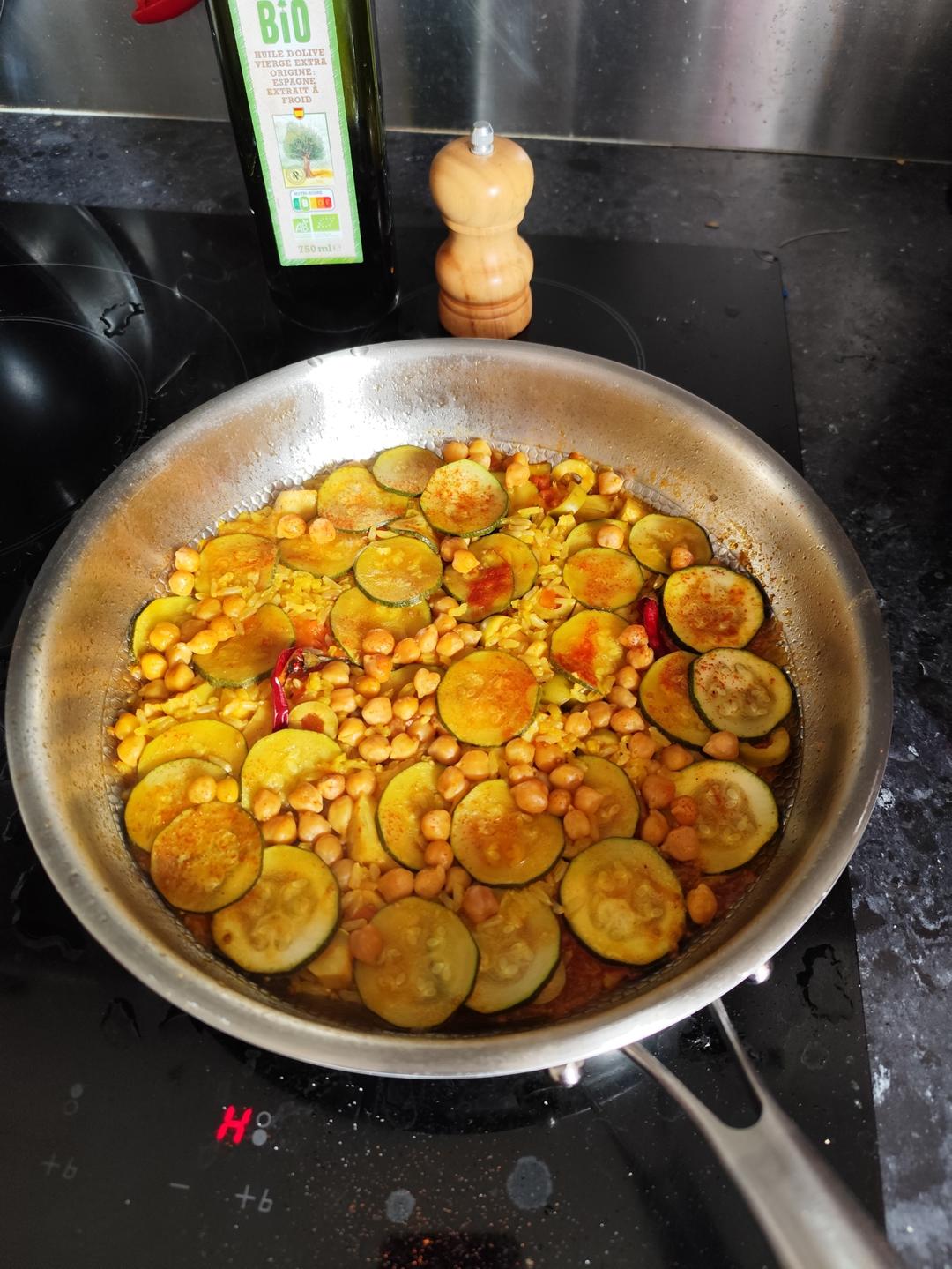 西班牙海鲜饭，糙米鹰嘴豆健康版