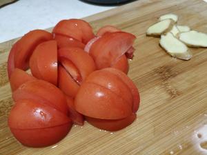 懒人版番茄炖牛肉的做法 步骤2