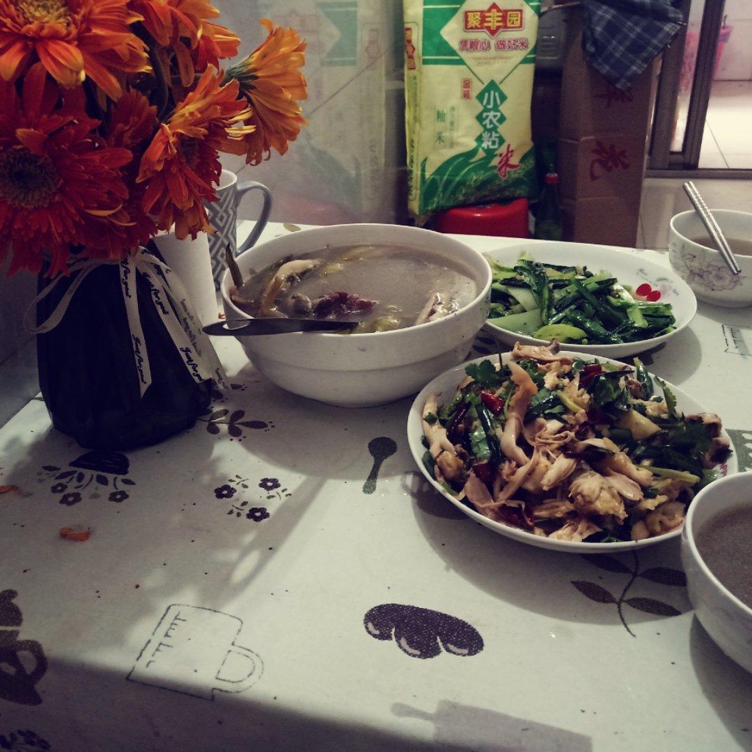 清热润肺燥的霸王花扁豆排骨汤
