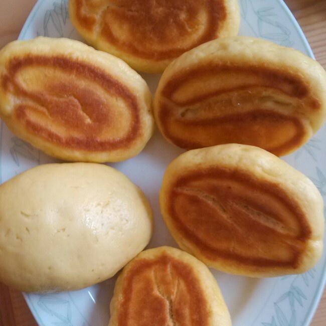 发面纺锤玉米饼