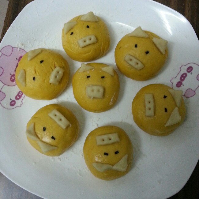 可爱的小猪豆沙包