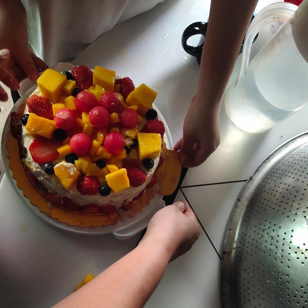 8寸水果生日蛋糕