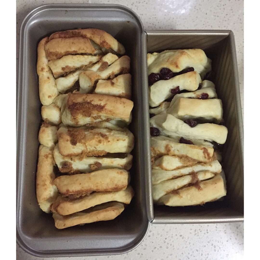 手撕千层肉松面包
