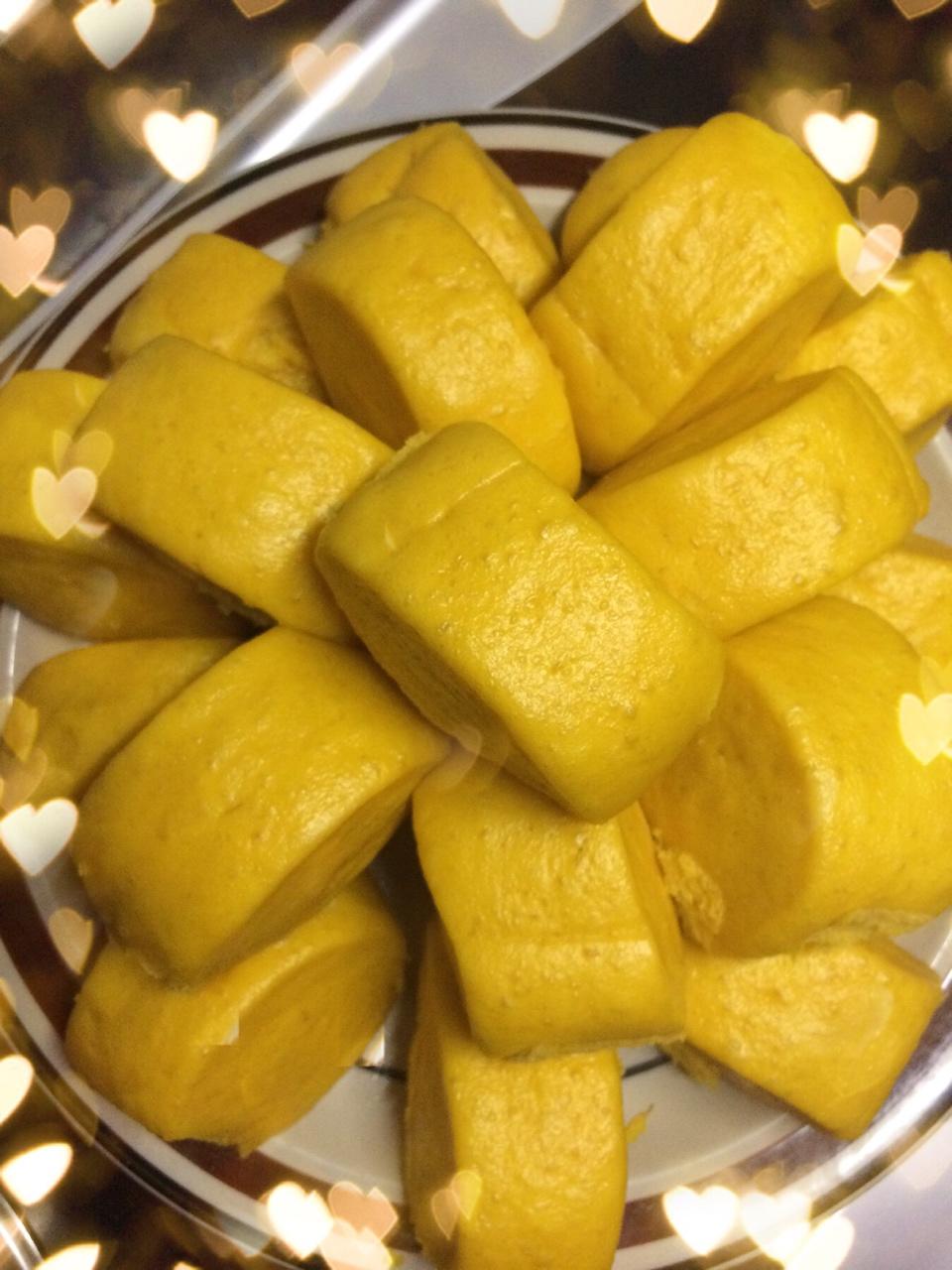 新手也可以--详解如何做出人见人爱、金黄的南瓜馒头