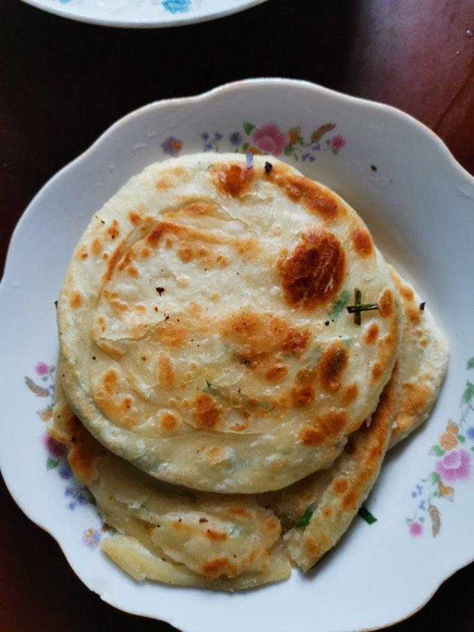 葱油饼（附外酥里嫩的技巧）