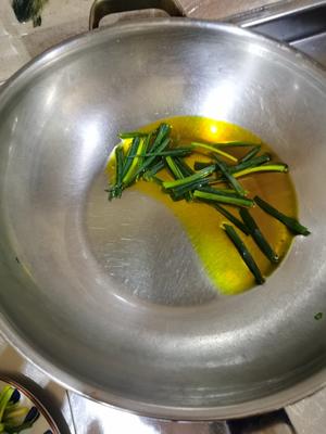 地道的上海葱油拌面的做法 步骤1