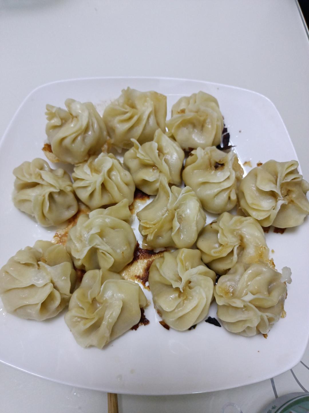 牛肉拇指生煎包