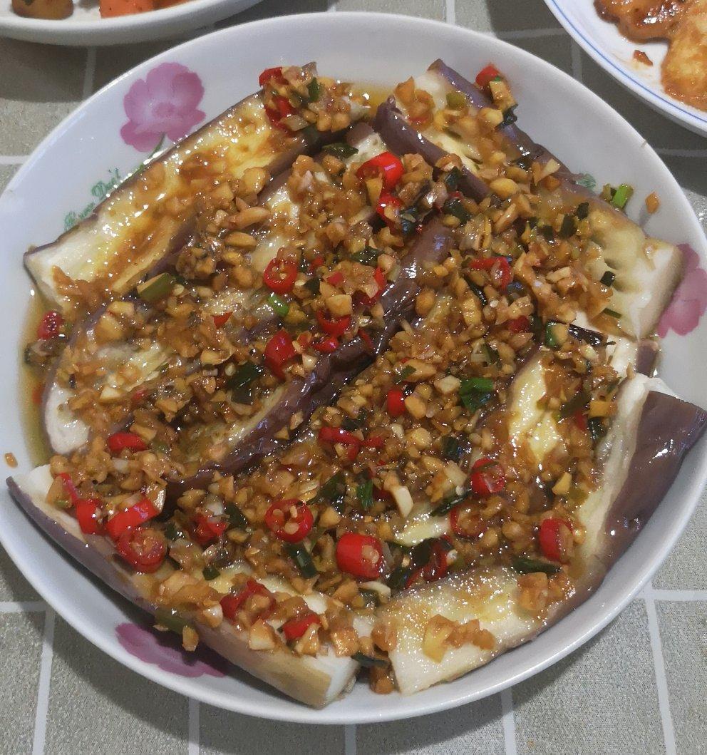 茄子这样做不用去烧烤店吃了，蒜香茄子