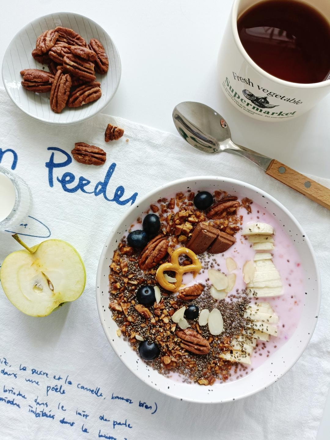 碧根果减脂酸奶碗！