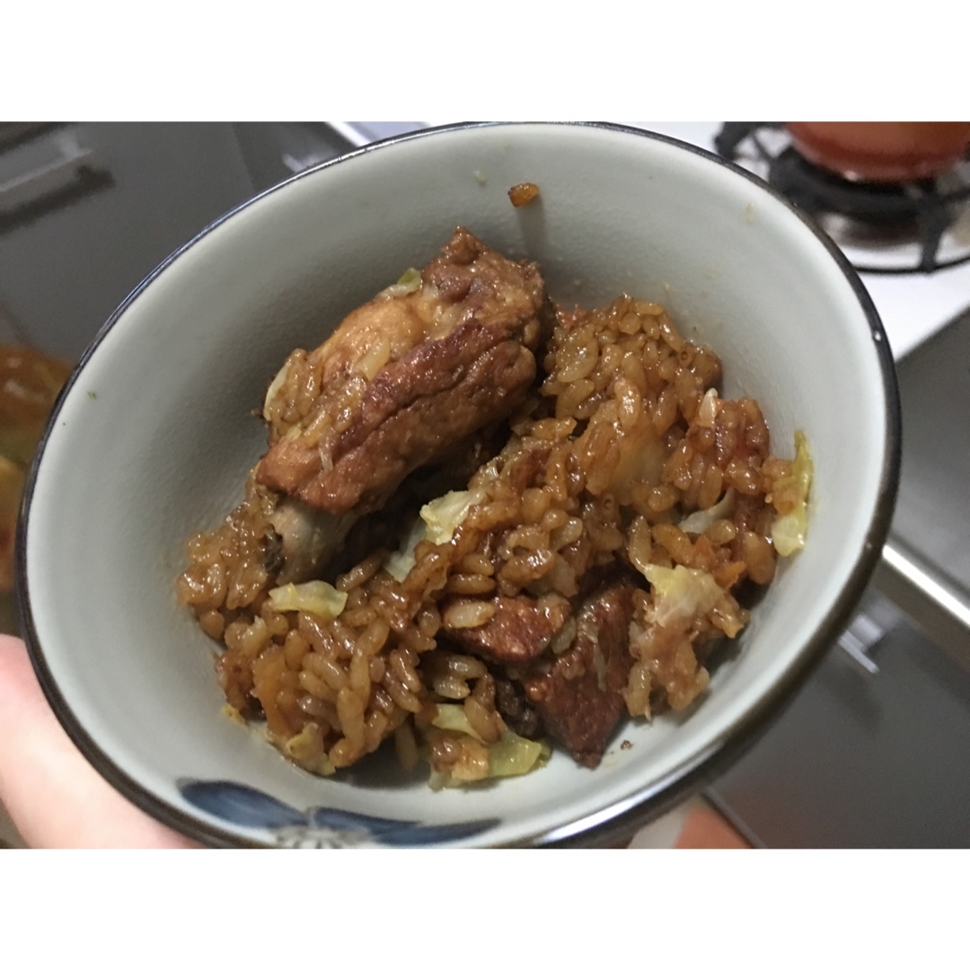 喷香排骨焖饭（爆好吃）