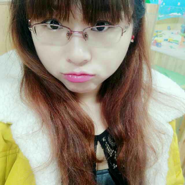 核桃小丽