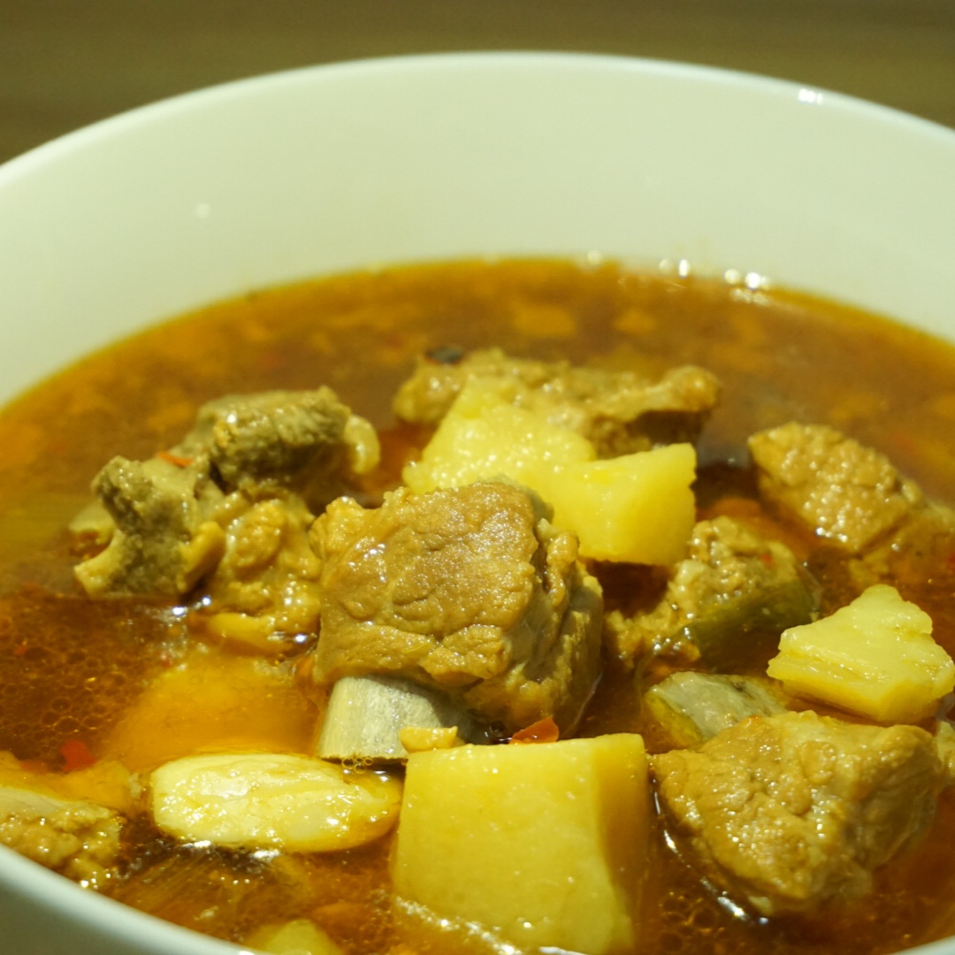 土豆炖排骨