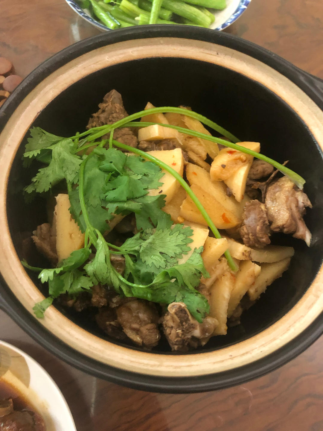 春笋焖鸭【5月北鼎珐琅铸铁锅食谱】