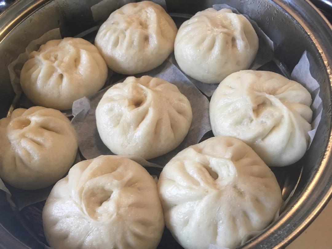 白萝卜芹菜肉包子（揉面包包子有小视频）