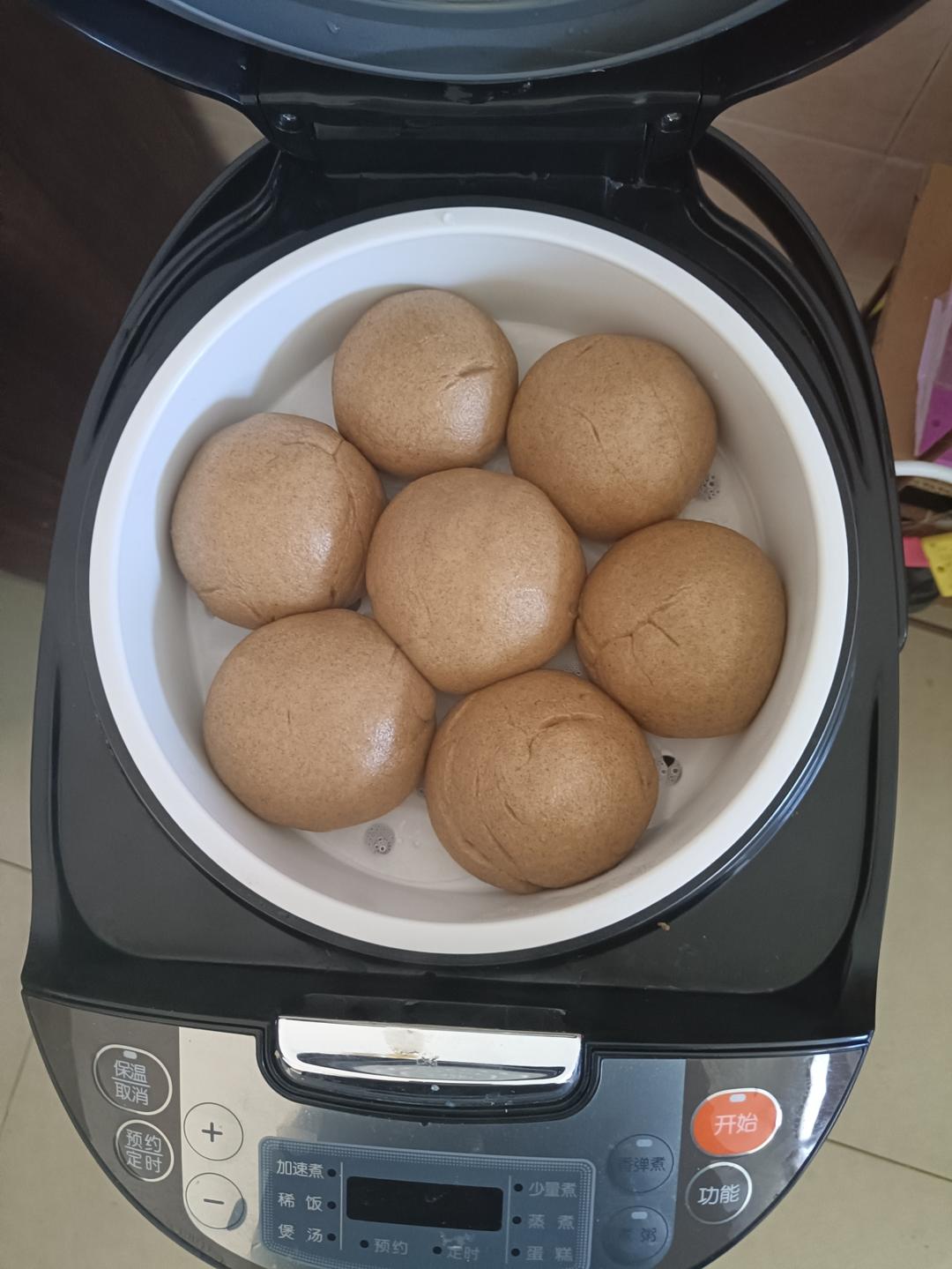 无油无糖松软的全麦馒头