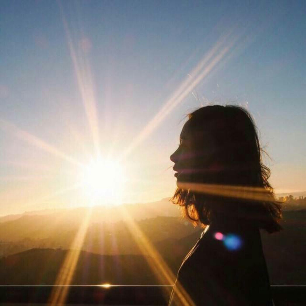 阳光在哪我在哪