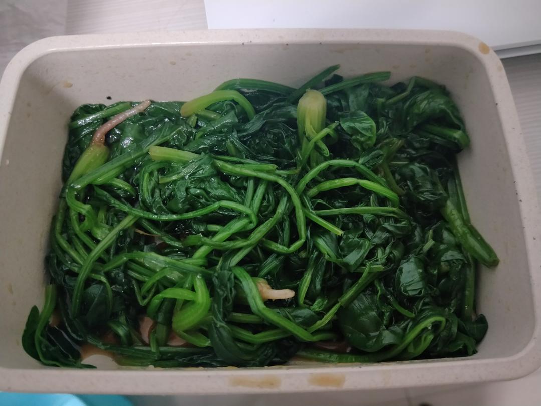 凉拌菠菜