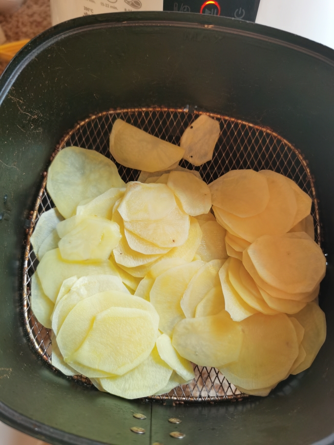 炸薯片（空气炸锅）的做法 步骤9