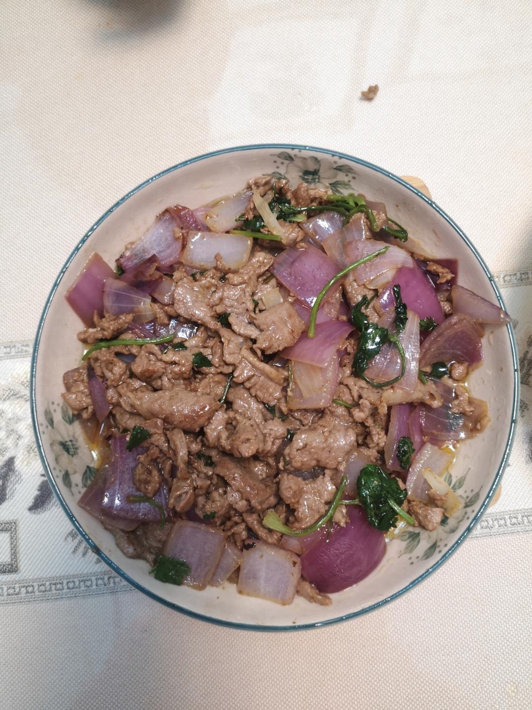 圆葱爆炒羊肉