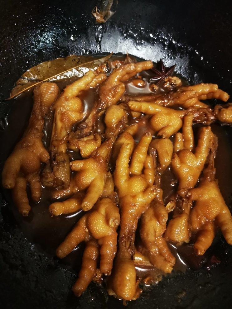 “销魂”卤鸡爪