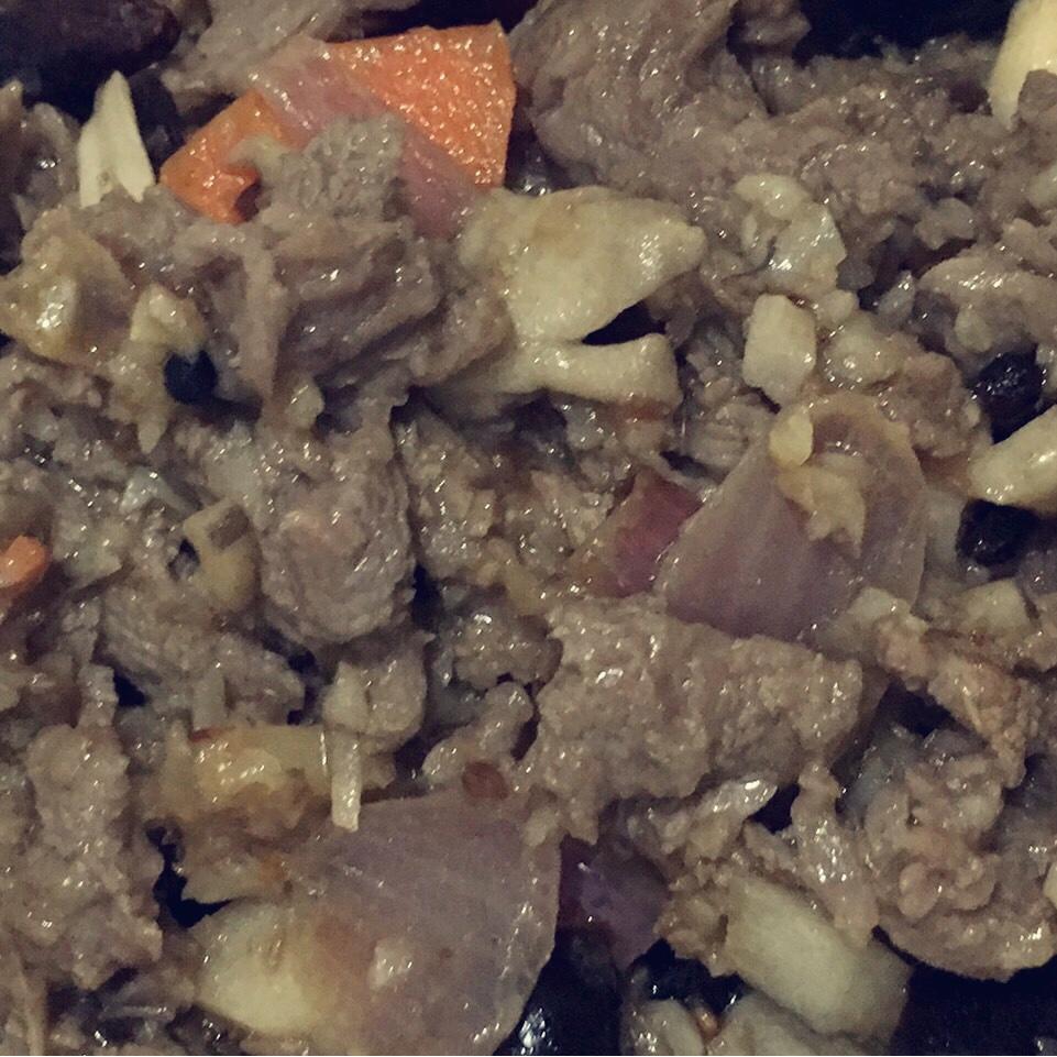 牛肉藕遇袖珍菇