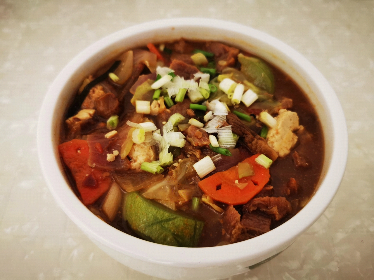 改良版罗宋汤，营养⬆️——不加一滴水的牛肉蔬菜浓汤