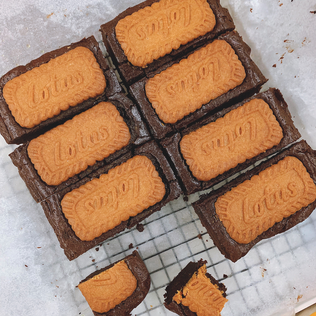 布朗尼+网红饼干 无需打发 拌均就可以烤的蛋糕 焦糖巧克力咖啡的完美结合