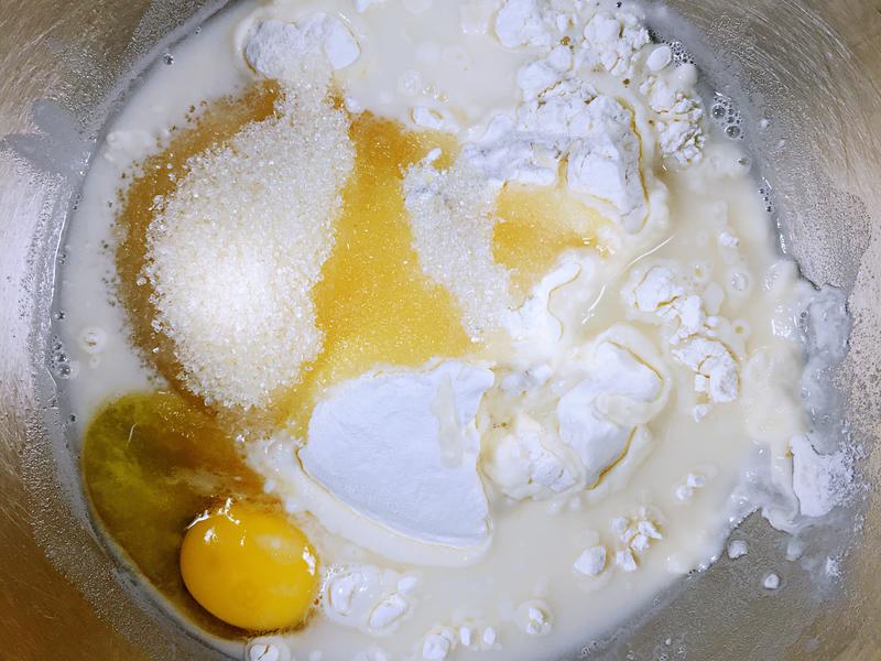 纯奶手撕吐司的做法 步骤1