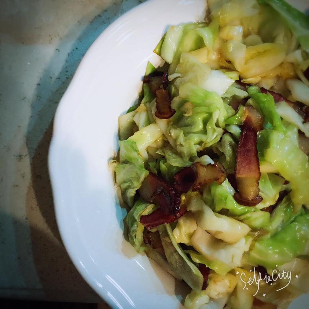 低脂-腊肉卷心菜