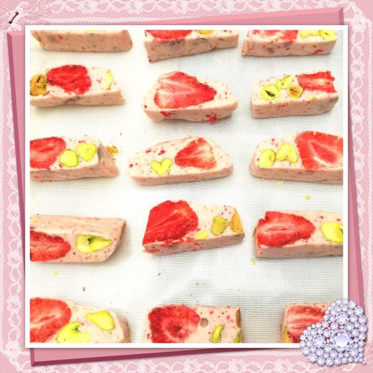 草莓牛轧糖