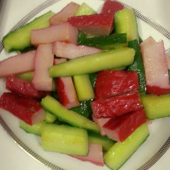 黄瓜炒火腿
