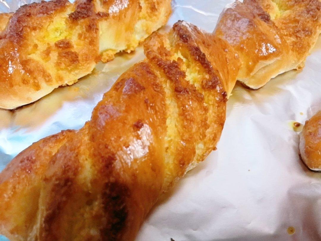 椰蓉的诱惑——奶香椰蓉扭扭包