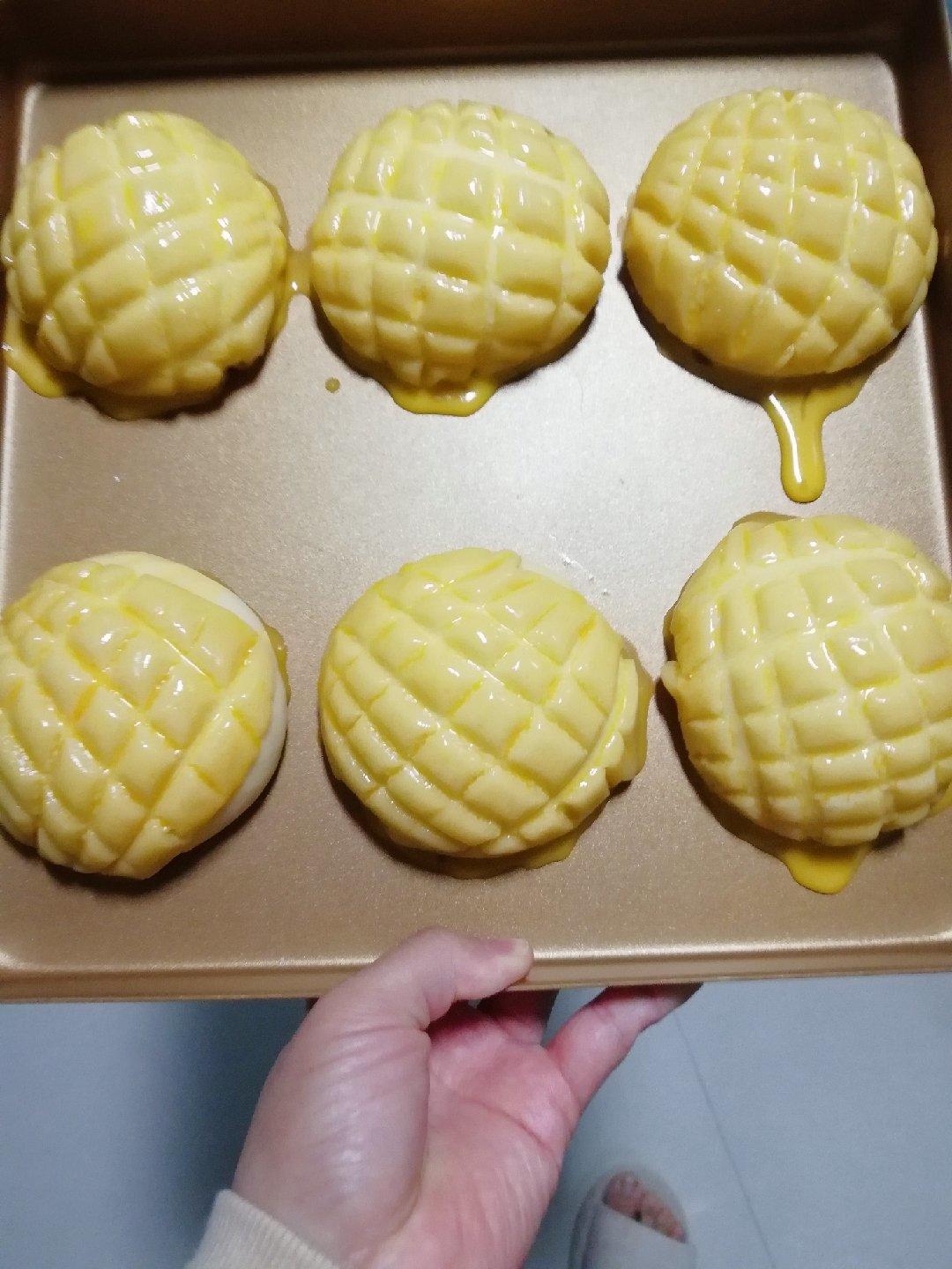 《Tinrry+》菠萝包（手揉教程）（帅帅小厨）