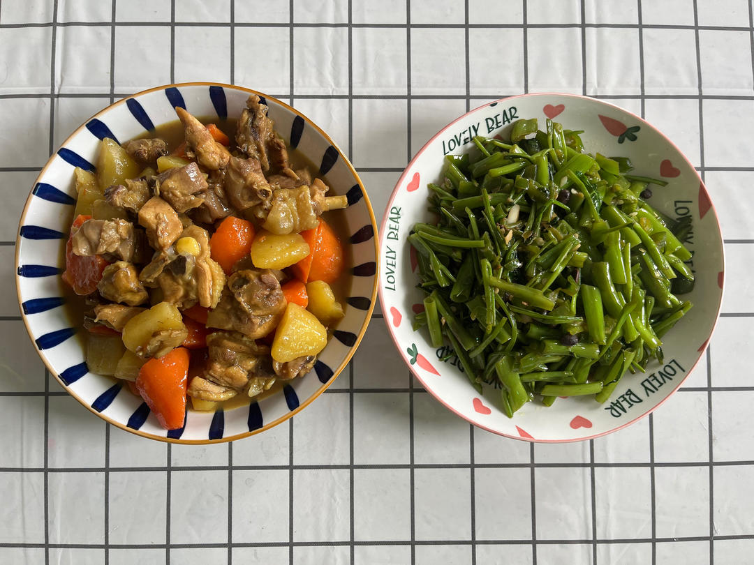 咖喱土豆烧鸡肉