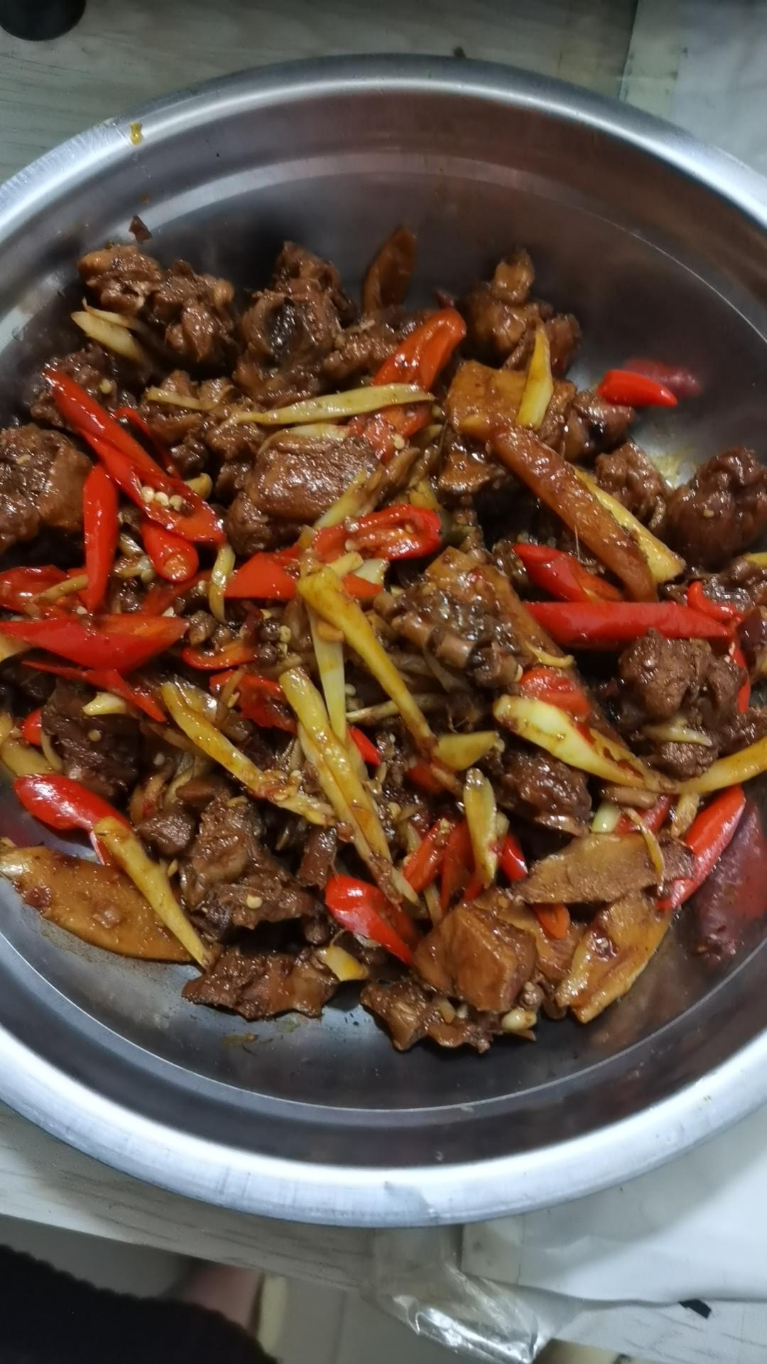 啤酒姜爆鸭