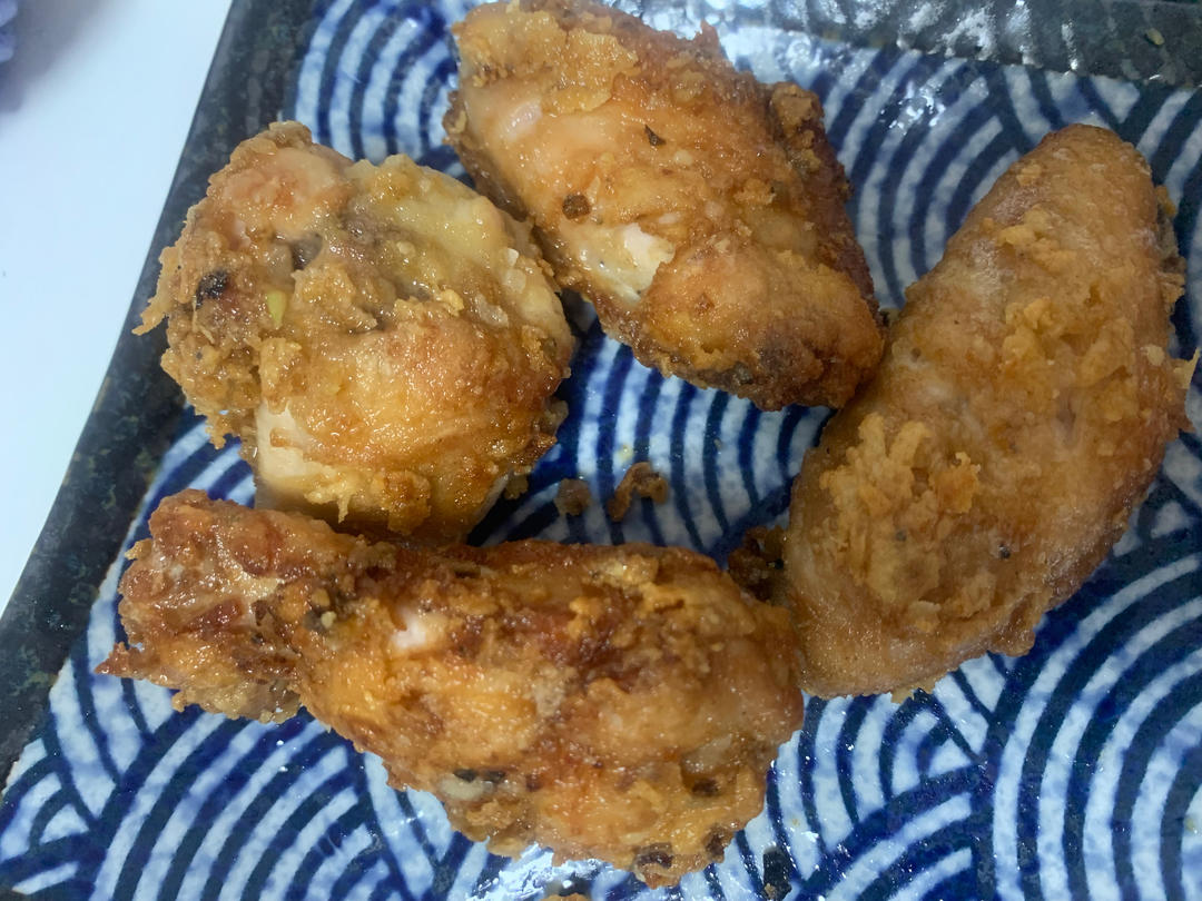 蒜香炸鸡翅