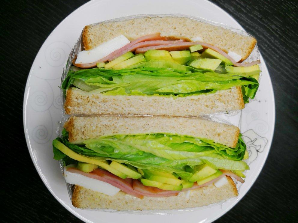 如何做超厚的沼三明治~详细tip！牛油果鸡蛋午餐肉三明治~