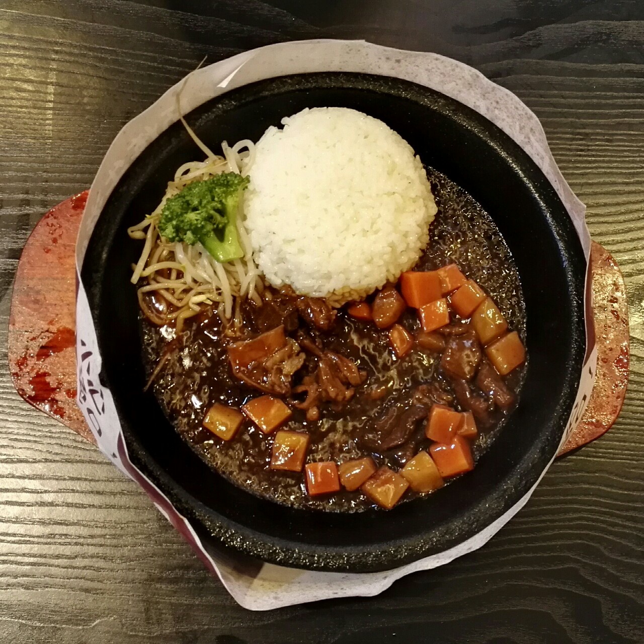外食。拍拍拍٩( 'ω' )و