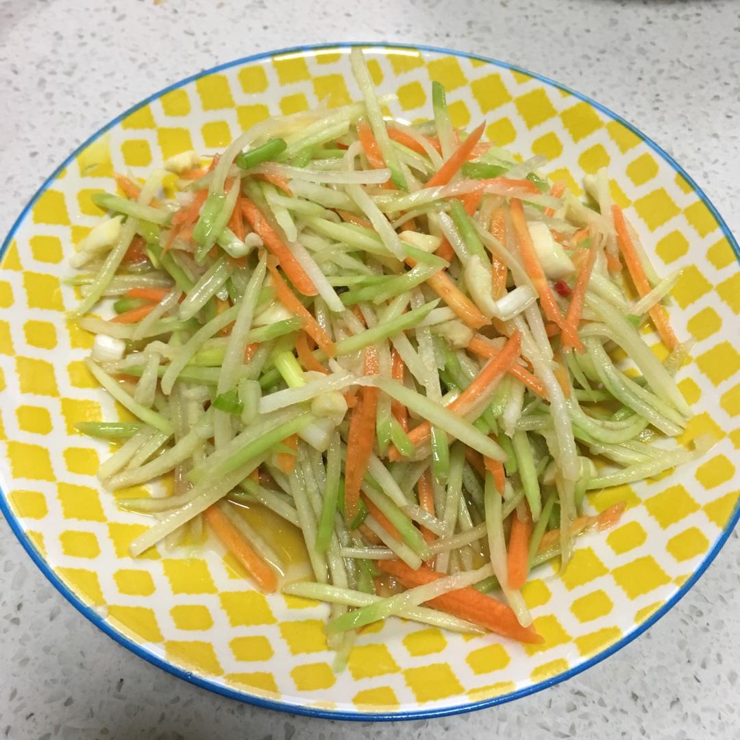 凉拌白萝卜丝
