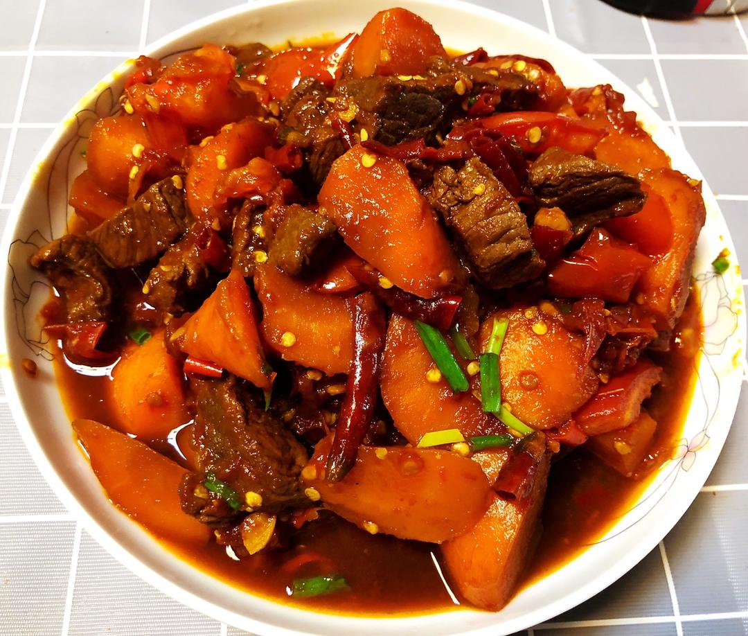 番茄胡萝卜牛肉的做法